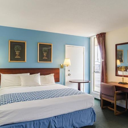 Alamo Inn & Suites Джиллетт Номер фото