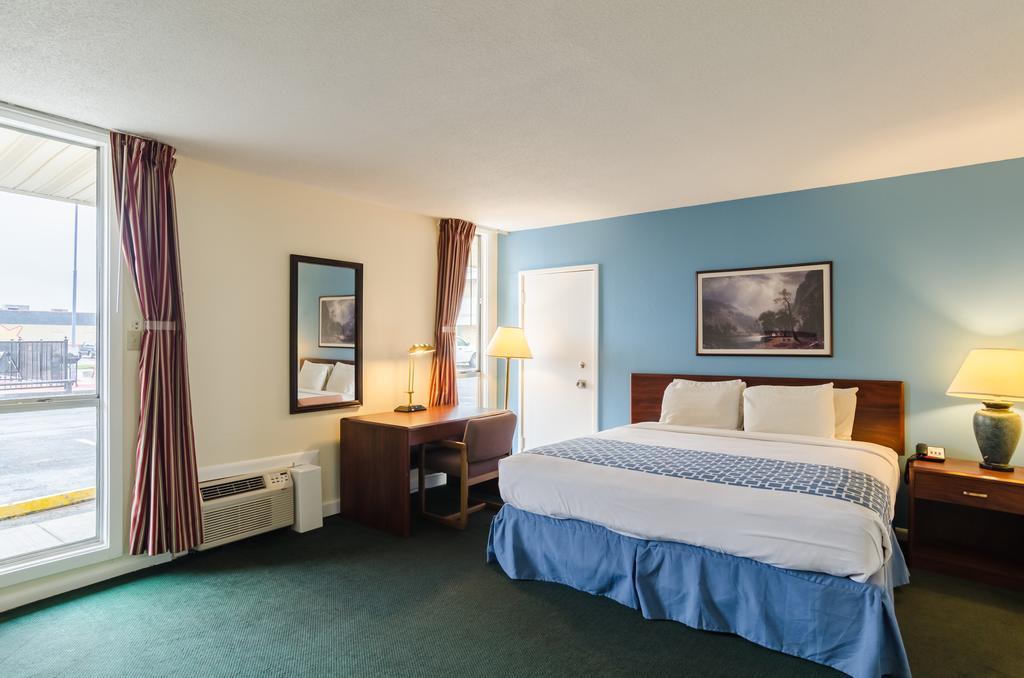 Alamo Inn & Suites Джиллетт Экстерьер фото