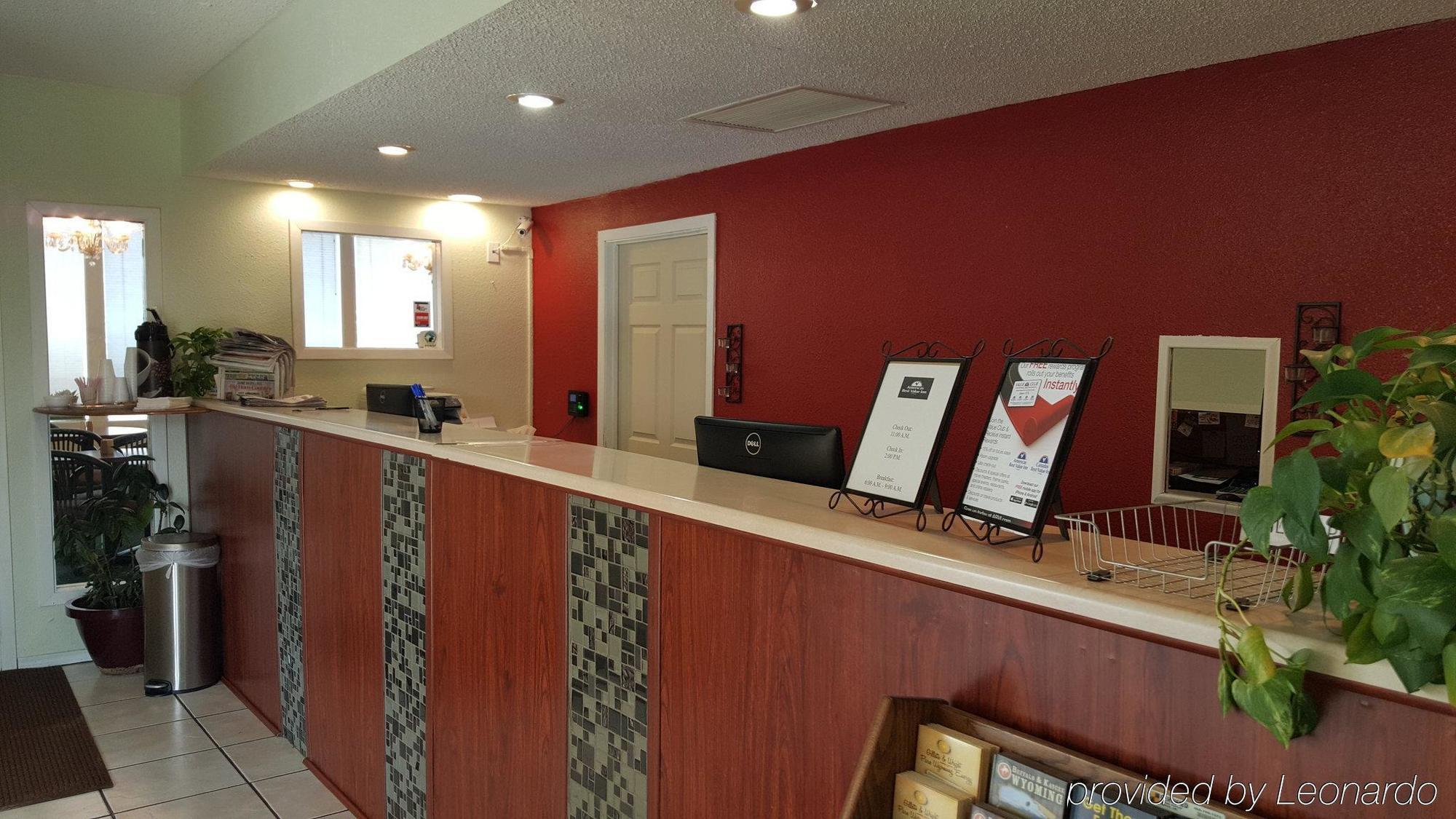 Alamo Inn & Suites Джиллетт Экстерьер фото