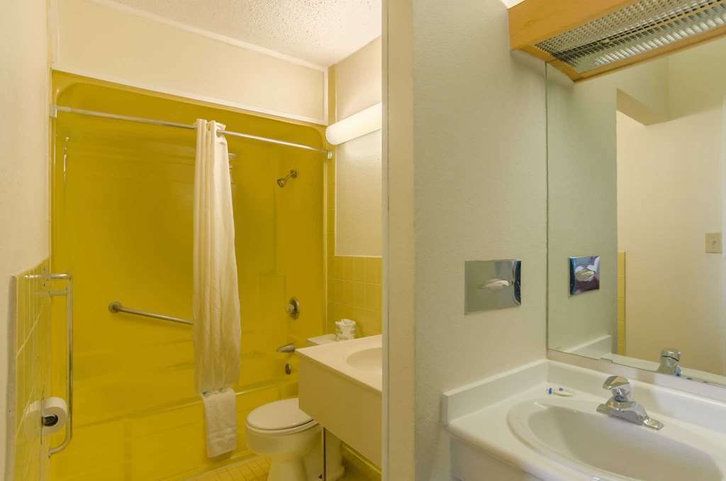 Alamo Inn & Suites Джиллетт Номер фото